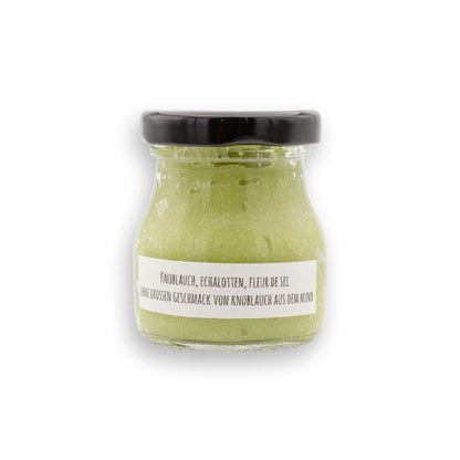 Magic Garlic – hausgemachte Knoblauchpaste im Glas mit Etikett, ideal zum Würzen von Pasta, Dips und mediterranen Gerichten.